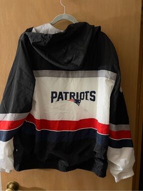 Men's Black/White/Red Colorblock Windbreaker Jacket - Patriots Logo